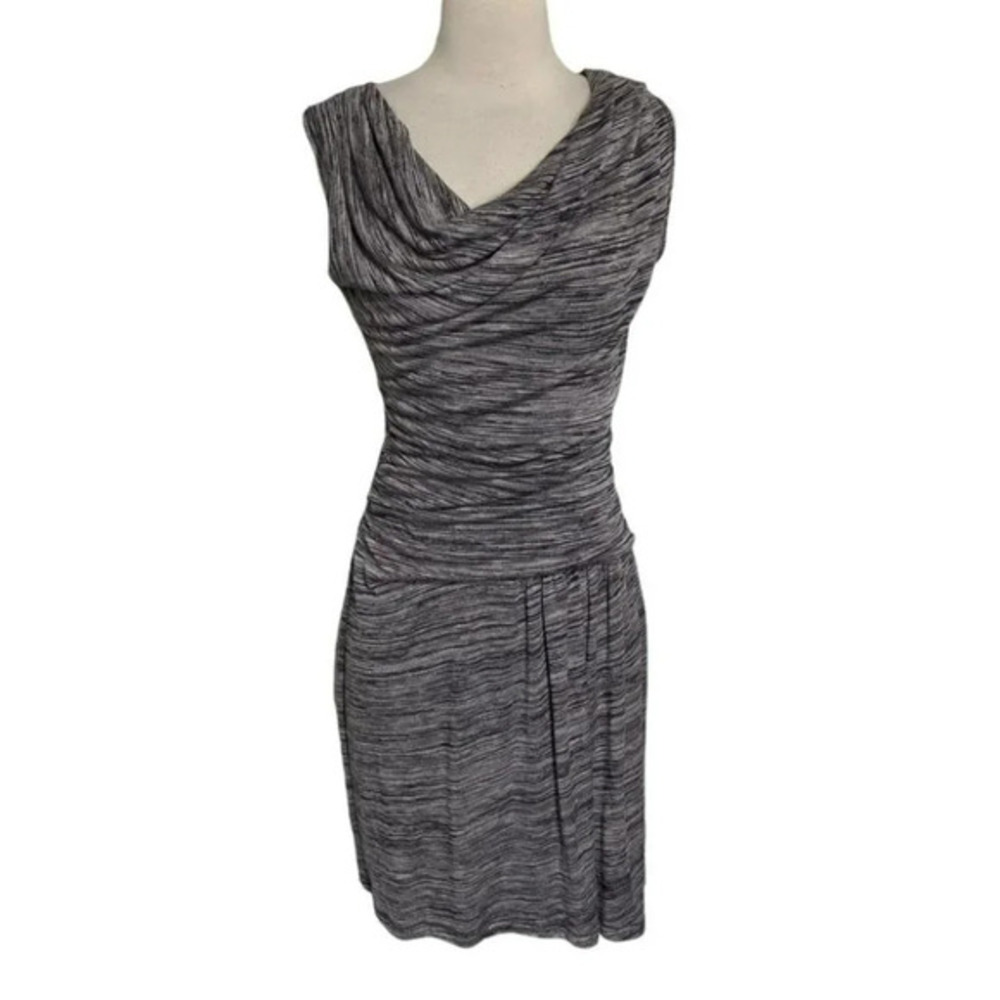 Studio M M black + white sleeveless ruched dress